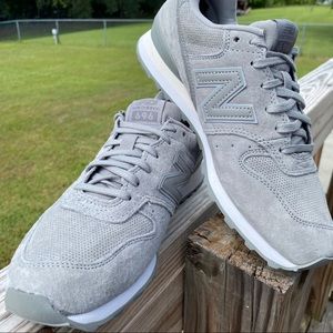 New Balance 696 suede grey sz:8 NWOB